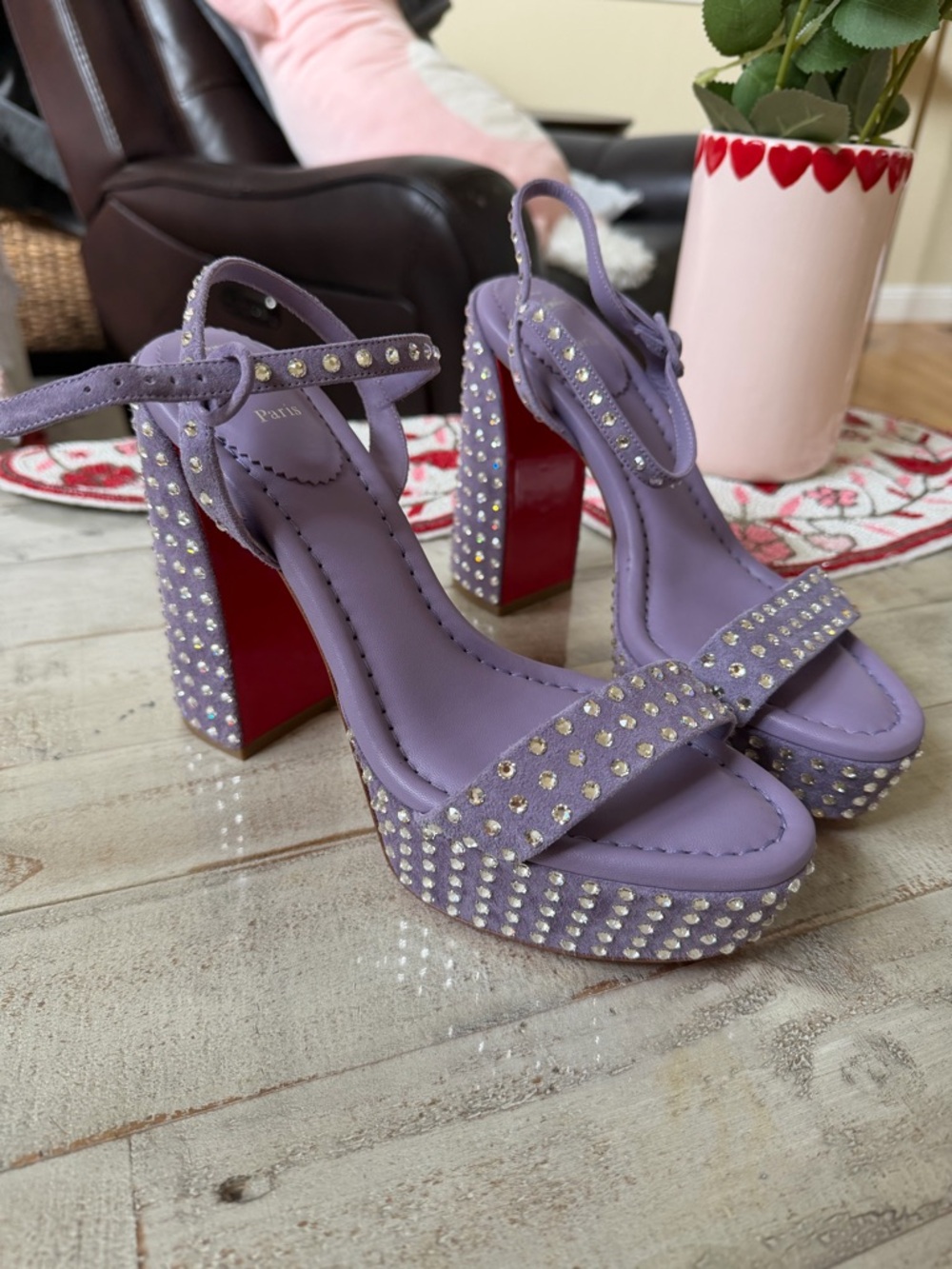 Christian Louboutin ✨ Size 40